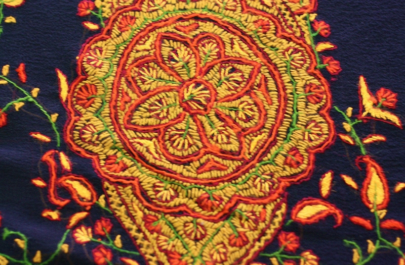A closeup of the motif above reveals the stitches. 