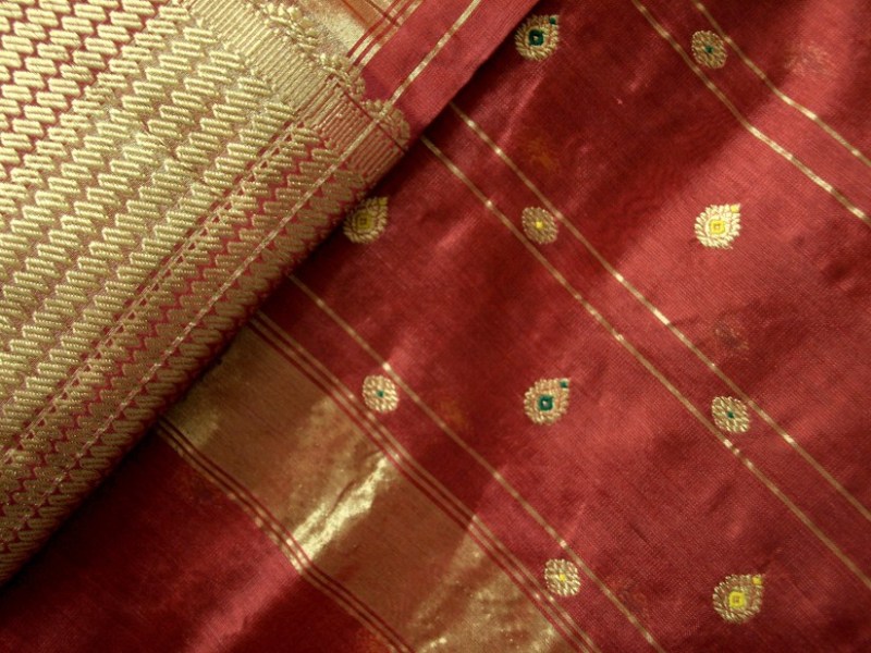 A dark red Chanderi saree Photograph courtsey and copyright: Hands of India